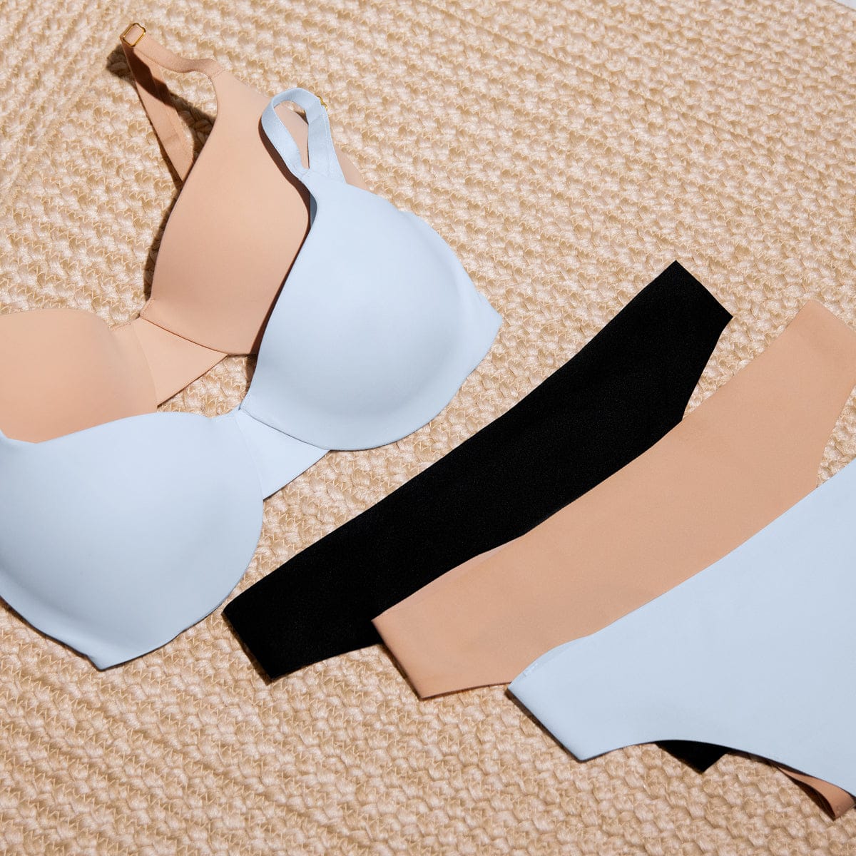 Cameo Balconette Lift Up Bra & Simply Smooth No Show Thong Bundle