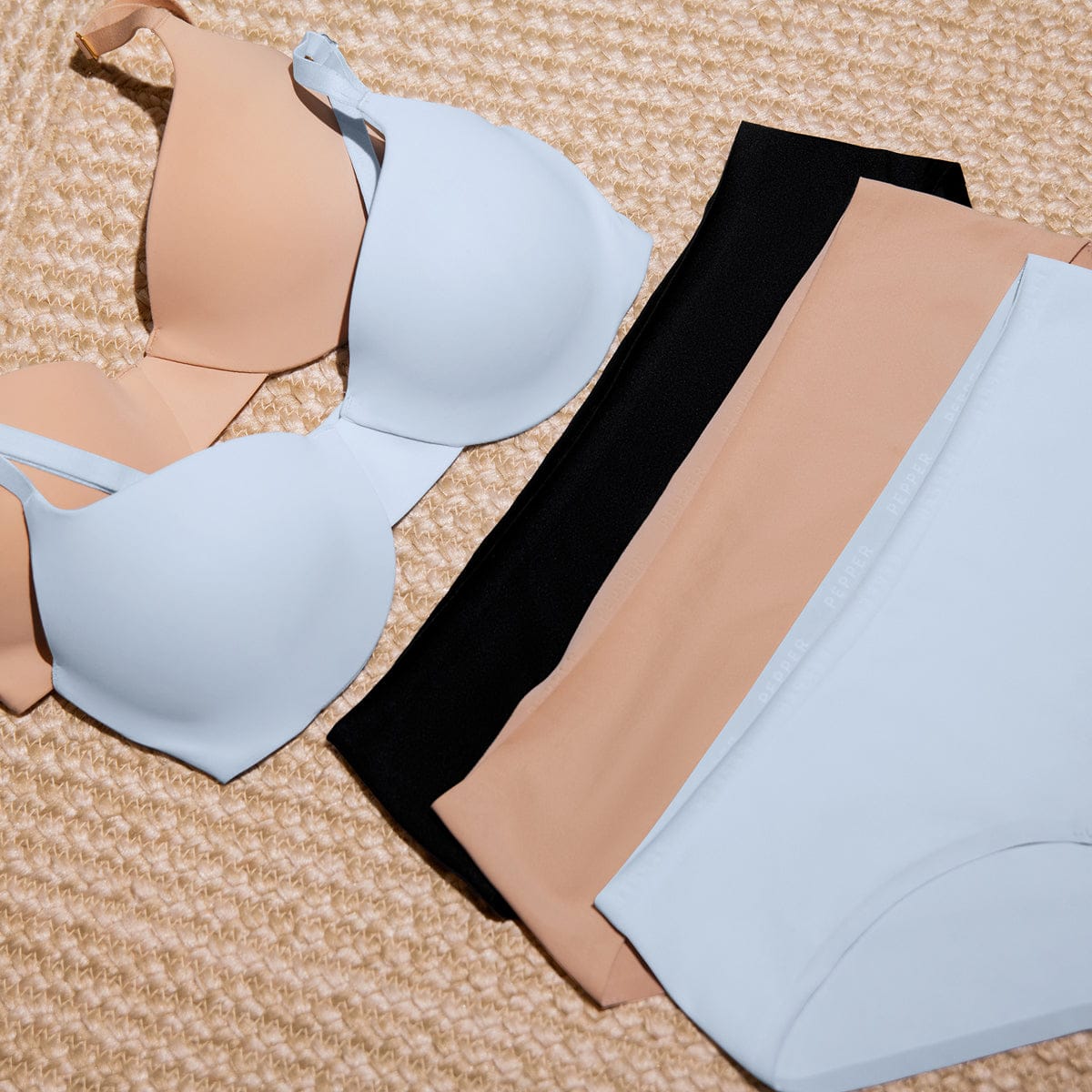 Cameo Balconette Lift Up Bra & Simply Smooth No Show Hiphugger Bundle