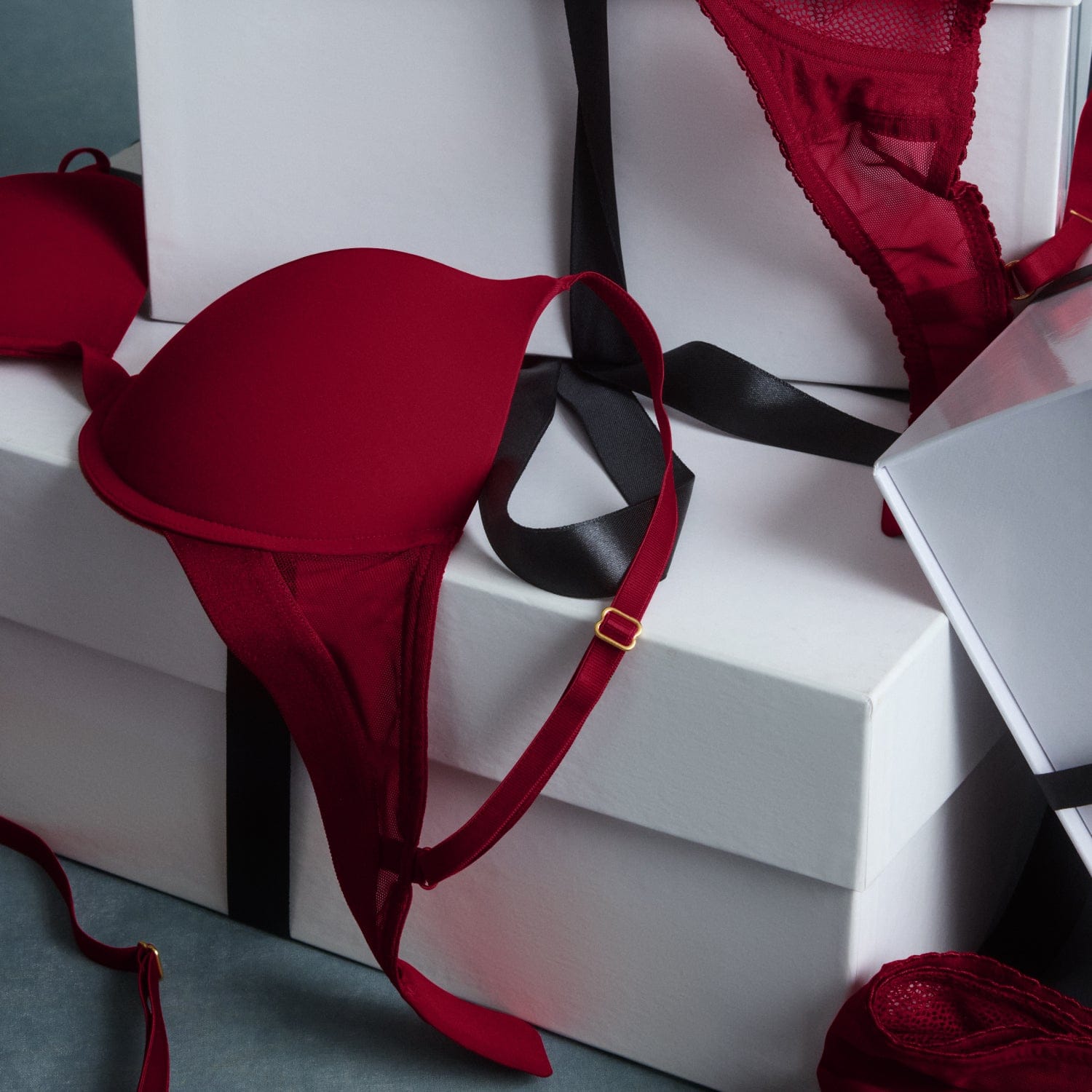 Lift Up Bra Scarlet